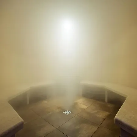 Club By Interhome Balatonfüred