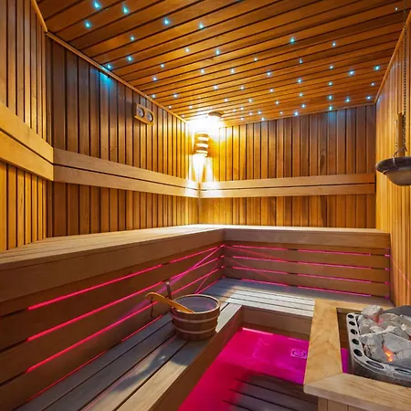 Club By Interhome Balatonfüred