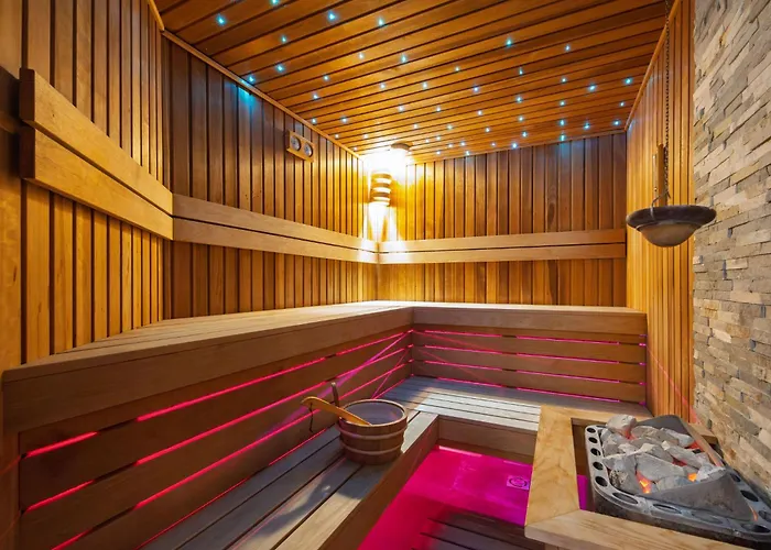 Club By Interhome Balatonfüred