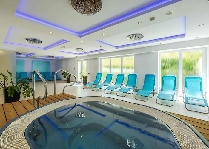 Club By Interhome Balatonfüred